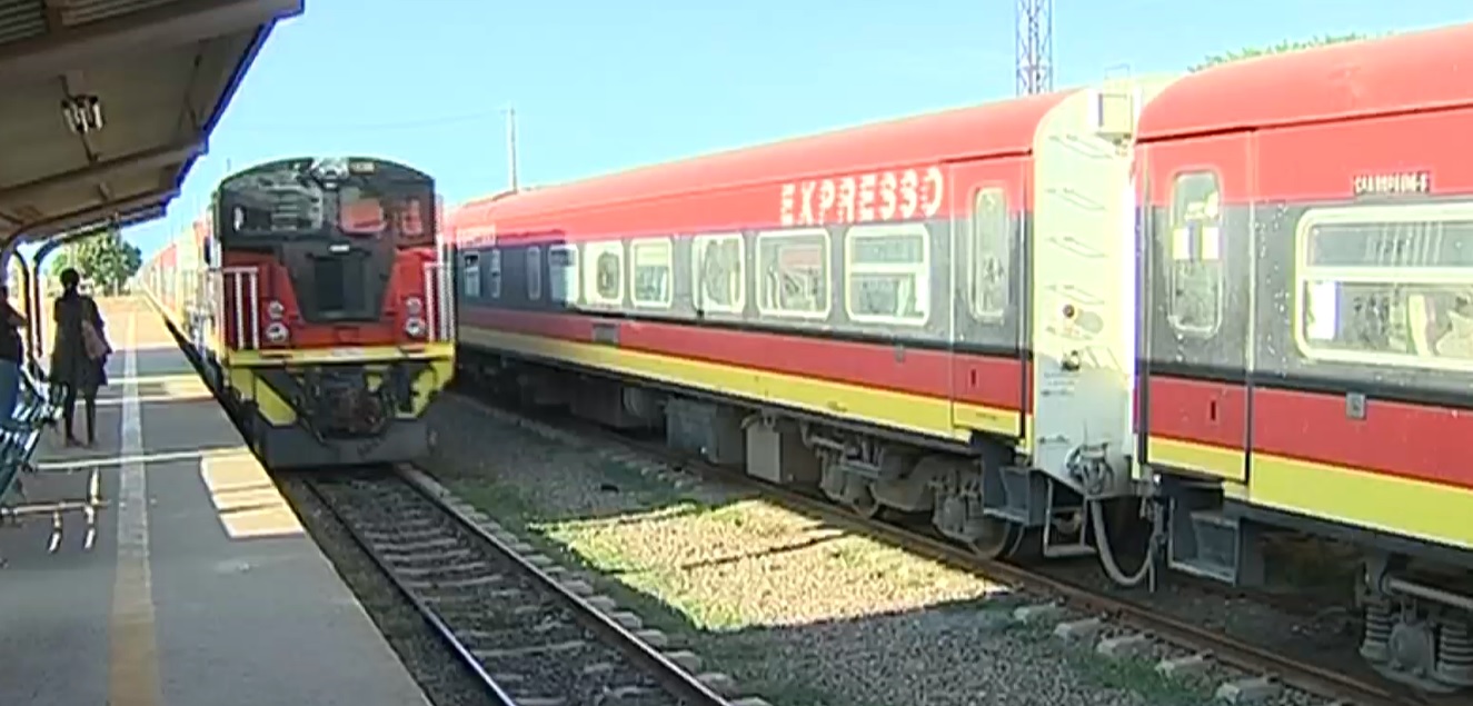 Angola Ferrovi Rios Denunciam Exist Ncia De T Cnicos A Exercerem A