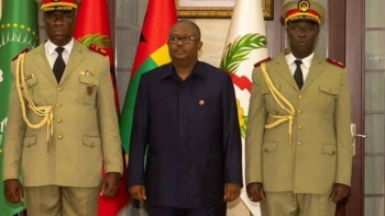 Guiné- Bissau – Major-General Inta-a nomeado Chefe do Estado