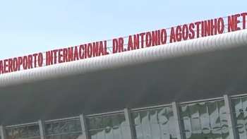 Angola – Inspector-Geral da Administração do Estado visita obras do novo aeroporto na véspera da abertura