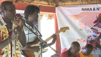 Guiné-Bissau – Ramiro Naka lança banda musical Nkassa Kobra Júnior