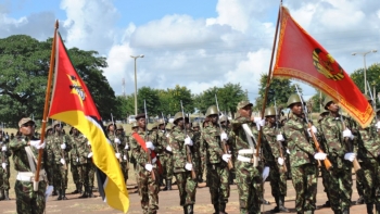 Moçambique – Gastos com defesa e segurança crescem 42% em 2024 para 971 ME