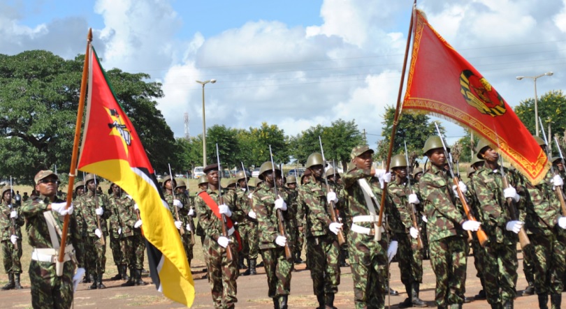 Moçambique – Gastos com defesa e segurança crescem 42% em 2024 para 971 ME