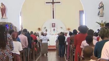 Moçambique – Missa do Galo em Cabo Delgado marcada por orações ao fim do terrorismo e de amor ao próximo