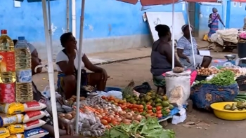 São Tomé e Príncipe – Proximidade da época festiva faz aumentar preços dos produtos nos mercados 
