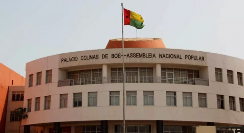Guiné-Bissau – Analista político defende que país “vive período de desconstrução do Estado”