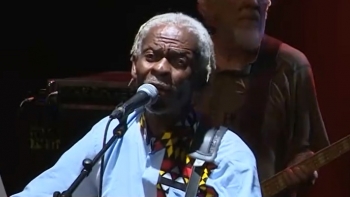 Moçambique – Morreu o compositor e intérprete Chico António aos 66 anos