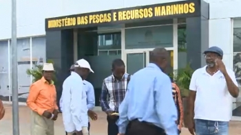 Angola – Ex-trabalhadores da EDIPESCA exigem rapidez no processo de atribuição de pensões de reforma