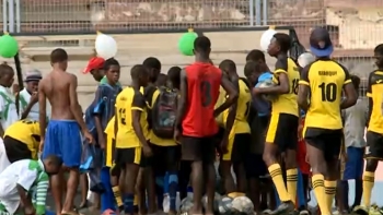 São Tomé e Príncipe – Treinador cria escola de futebol a pensar no futuro da modalidade no país
