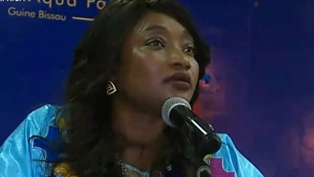 Guiné-Bissau – Viúva de Kumba Yalá e responsável pela célula feminina do PRS pede reflexão partidária interna