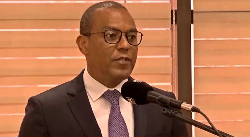 Angola – Ativista pede investigação a ministro por sobrefaturação do Museu da Moeda