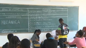 Angola – Ministério da Educação anula concurso público para docentes no Cuanza Norte por irregularidades