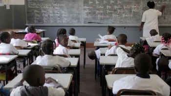 Angola – Professores dizem que normalidade na educação depende das negociações com o Governo