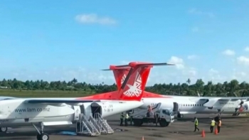 Moçambique – LAM obrigada a reprogramar voos após colisão de dois aviões no Aeroporto de Inhambane