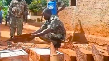 Moçambique – Polícia destrói munições, roquetes e minas enterrados na Zambézia