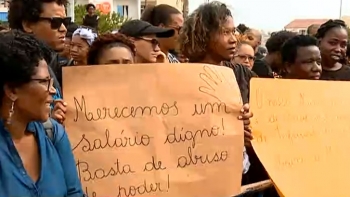 Cabo Verde – Governo garante que 250 novos professores vão receber salários em atraso