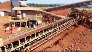 Guiné-Bissau – Governo confirma abandono de Angola do projeto de exploração de bauxite