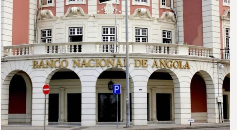 Angola – Banca mantém exposição ao risco soberano mas “com tendência decrescente”