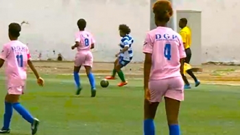 Federação Cabo-verdiana de Futebol vai organizar primeiro torneio feminino interilhas