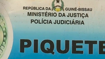 Guiné-Bissau – Familiares dos dois governantes detidos denunciam más condições nas celas da PJ
