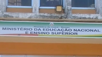 Guiné-Bissau – Ministro da Educação quer Amílcar Cabral e história do país nas escolas