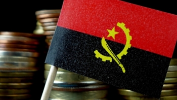 Angola – FMI prevê crescimento de 2,6% mas avisa para riscos da dívida e banca