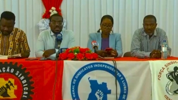 Angola – Governo fixa salário mínimo em 75 euros. Centrais sindicais suspendem greve