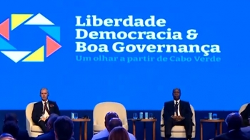 Cabo Verde – PM afirma que é preciso discutir e assegurar a defesa da democracia no mundo