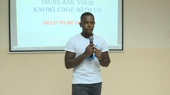 São Tomé e Príncipe – Associação organizou encontro com jovens para promover a língua inglesa