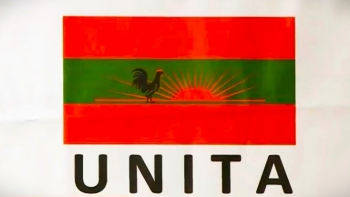 Angola – UNITA nega interferência na vida interna do MPLA