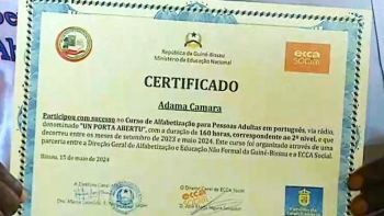 Guiné-Bissau – 250 adultos recebem Certificados do Curso de Alfabetização