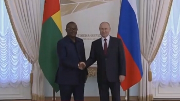 Vladimir Putin procura desenvolver laços bilaterais com a Guiné-Bissau