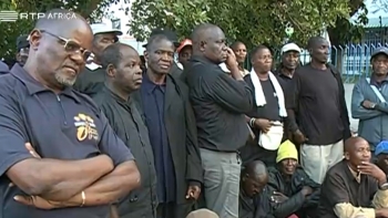 Moçambique – Polícia dispersa protesto de antigos oficiais à porta na ONU em Maputo