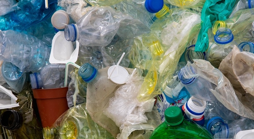 São Tomé e Príncipe – PM quer “lei mais severa” para proibir uso de plástico no país