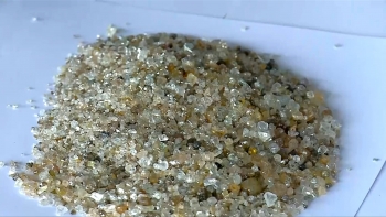 Angola – Um cidadão detido e mais de 21 mil pedras de diamantes apreendidos na Lunda Norte