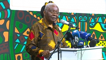 Moçambique – Armando Guebuza acusa países ocidentais de não respeitarem aspetos da cultura africana