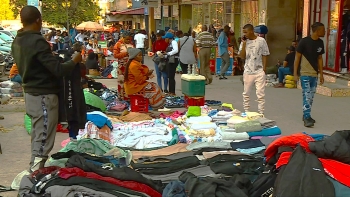 Moçambique – Autarca de Maputo prepara retirada dos vendedores informais das ruas e dos passeios