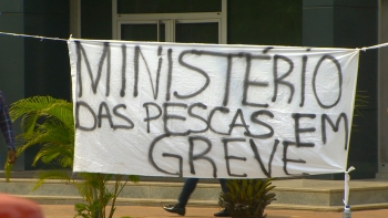 Imagem de Angola – Primeiro dia da greve no sector das pescas marcado por supostas ameaças aos trabalhadores