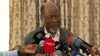 Imagem de Moçambique – Joaquim Chissano destaca a forma ordeira como a campanha começou