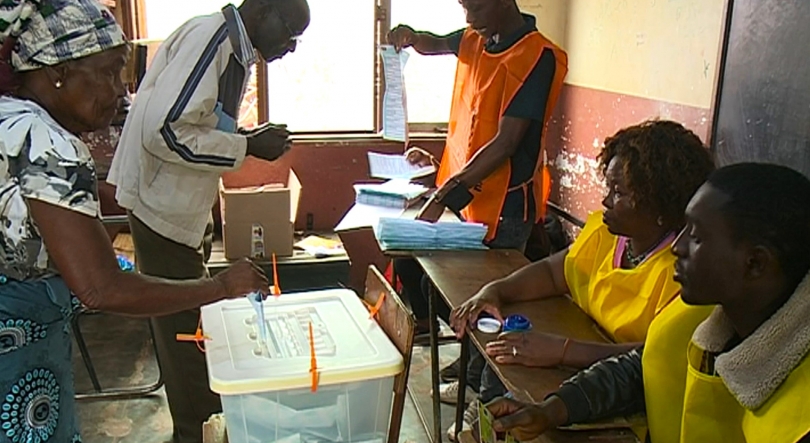 Moçambique/Eleições – PR pede afluência à votação e transparência aos órgãos eleitorais