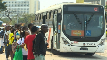 Imagem de Angola – Funcionários da Empresa de Transportes Coletivos Urbanos de Luanda ameaçam paralisação