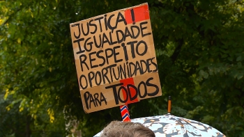 Imagem de Sentimento de dor juntou milhares em Lisboa para pedir justiça por Odair Moniz