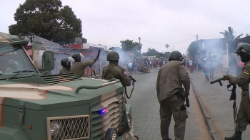 Moçambique – Polícia usa gás lacrimogéneo e balas de borracha para dispersar protestos na capital