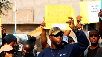 Cabo Verde – Agentes prisionais estagiários exigem pagamento de retroativos e nomeação definitiva