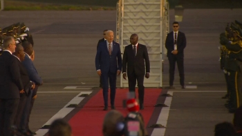 Angola – Chefe de Estado norte-americano chegou hoje ao país para uma visita oficial de 3 dias