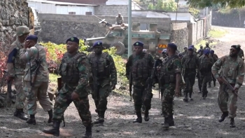 Imagem de Cimeira de Luanda sobre paz na RDC adiada por falta de acordo sobre grupo armado M23