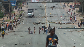 Moçambique – Vandalização de infraestruturas e pilhagem de lojas após anúncio dos resultados finais