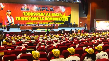 Angola – “Providência cautelar não vai impedir a realização do congresso do MPLA”