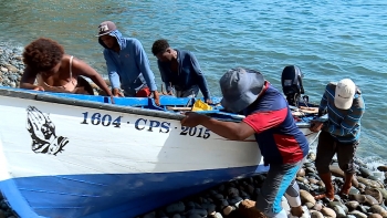 Imagem de Cabo Verde – Avaria no teleférico da Lomba Tantum complica o dia a dia dos pescadores