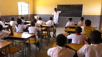 Imagem de Angola – Sindicato dos Professores entrega novo caderno reivindicativo ao Governo