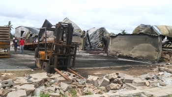 Moçambique – Parque industrial da Matola afetado pela destruição durante protestos